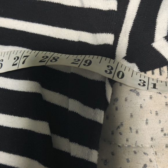 Torrid pullover sweater - Picture 7 of 9